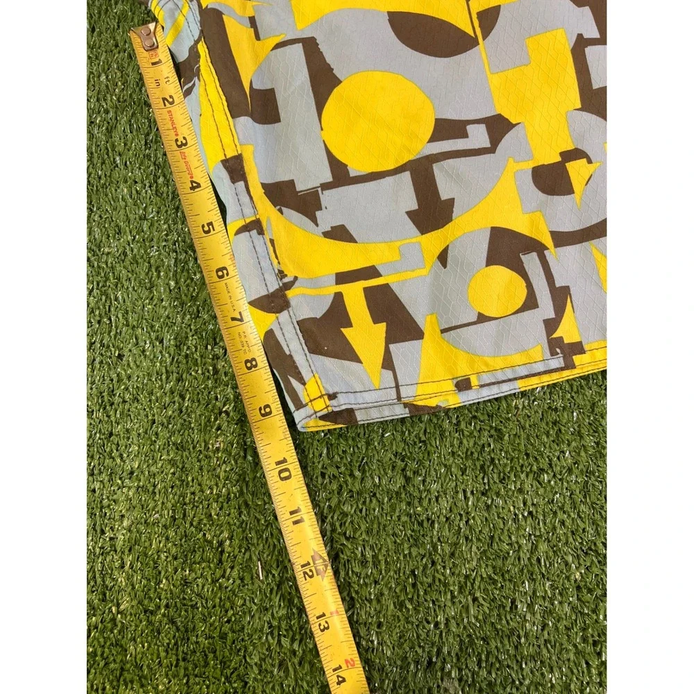 Volcom Board Shorts Mens 30 Yellow Grey Geometric Abstract‎ Print Swim Trunks